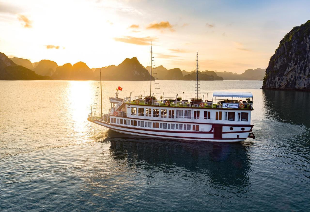 Отель Halong Lavender Cruises Халонг Экстерьер фото